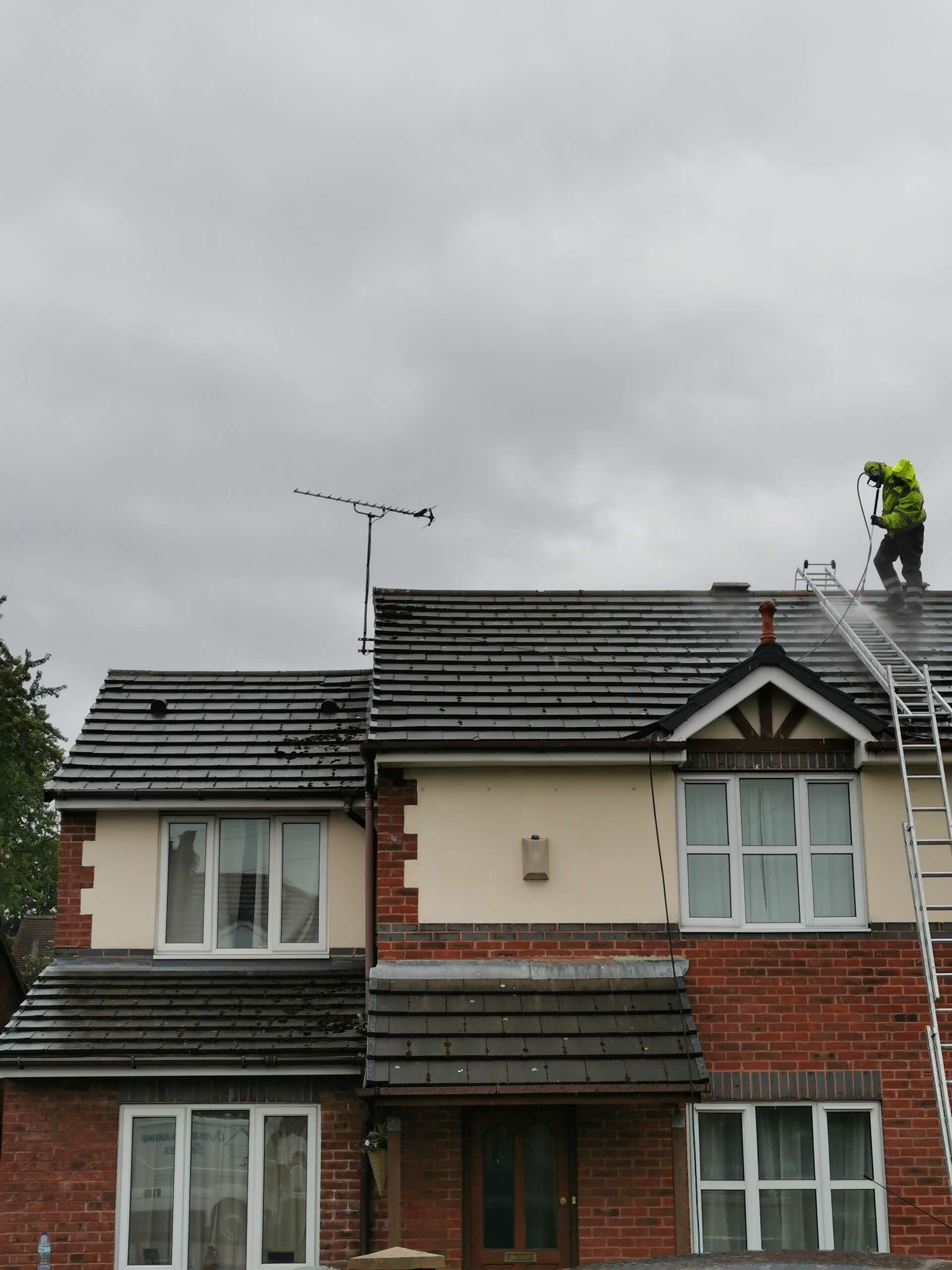 Cheap And Professional Outside Cleaning Services, Roof Cleaning Services, UPVC, Fascias, Soffits & Gutters, Driveways, Paths and Patios Cleaning, About Outside Cleaning Services, outside cleaning services, methods to keep exteriors clean in winter, winter