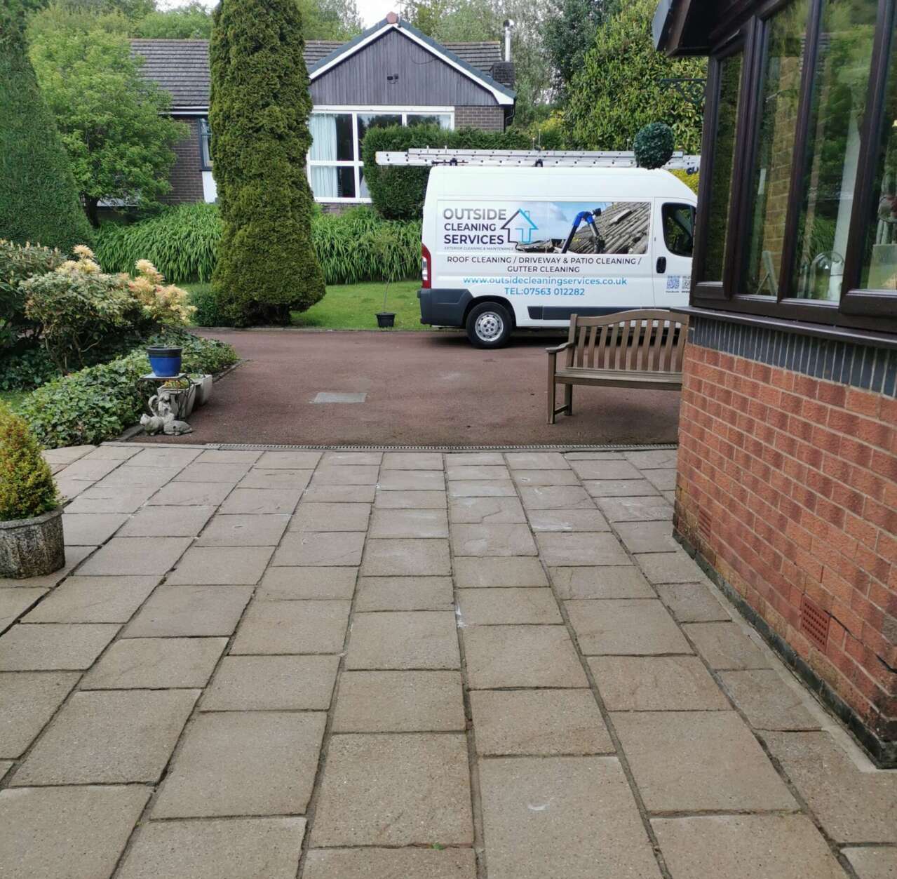 Outside cleaning services, cleaning service, pressure cleaning, roof cleaning, driveways, patio, paths, upvc cleaning, professional and cheap cleaning services, facade cleaning, outside cleaning,